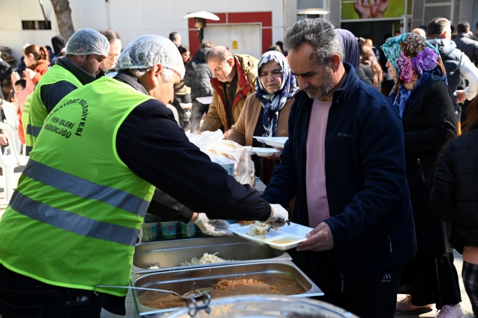 31 Bin 500 depremzedeye sıcak dokunuş