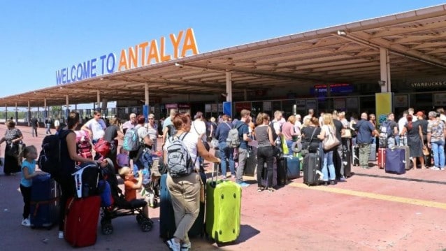 Antalya Turizmi Mercek Altına Alındı 