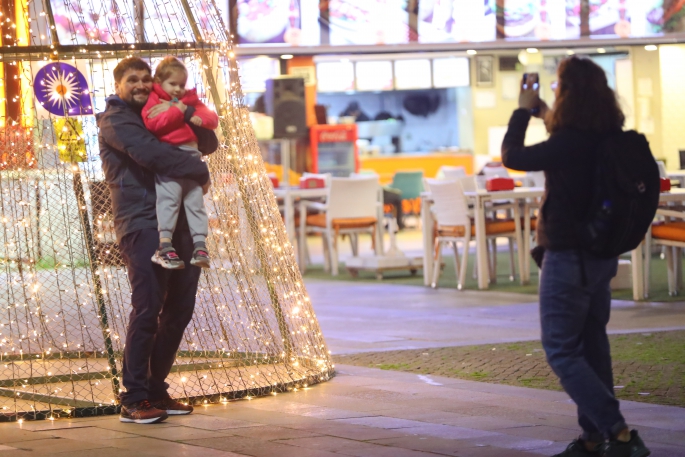 Antalya yeni yıla ışıl ışıl giriyor