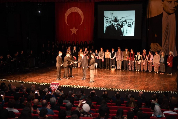 Atatürk'ün Antalya'ya gelişi kutlandı