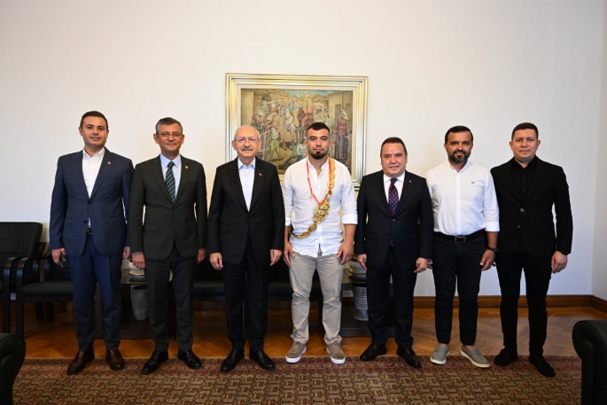 Başkan Böcek'ten Kılıçdaroğlu'na Ziyaret