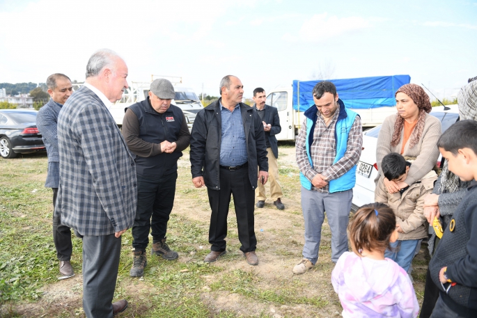 Başkan Şahin depremzedeleri ziyaret etti