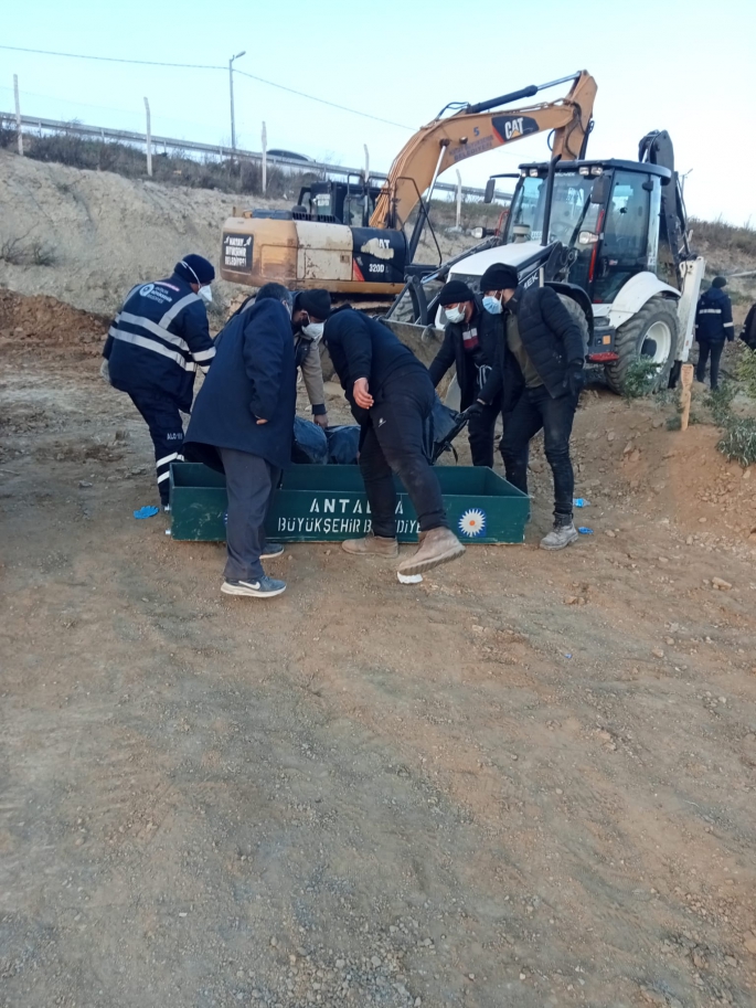  Büyükşehir depremzedelerin yanında 