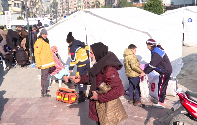  Büyükşehir yaraları sarmaya devam ediyor