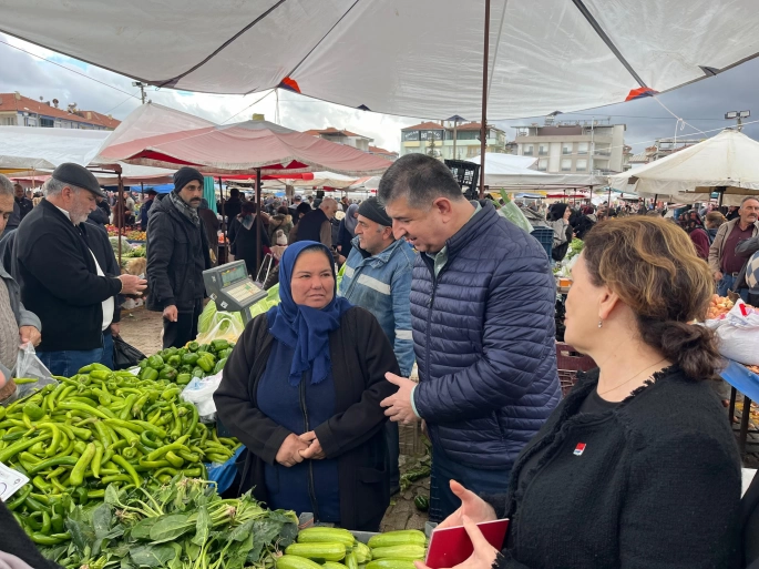 Cavit Arı Halkın Nabzını Tuttu