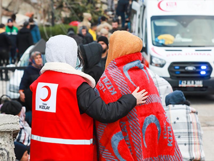 Depremzedelere kış yardımı