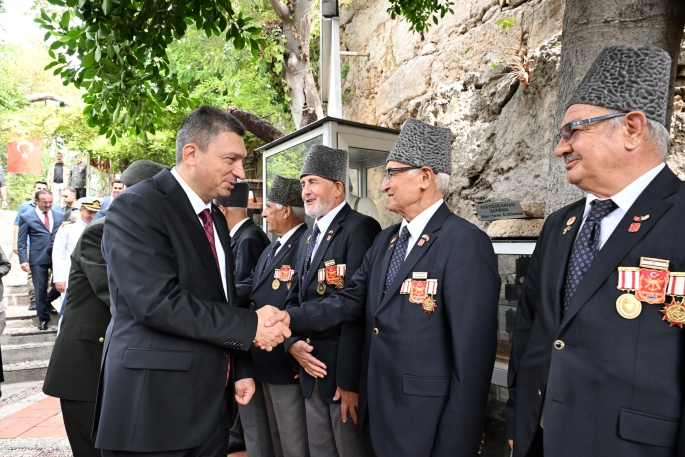 GAZİLER GÜNÜ GURURLA KUTLANDI