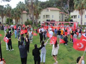 19 Mayıs Coşkusu İlçelerde Devam Ediyor