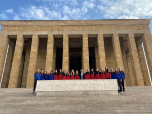 Anıtkabiri Ziyaret Ettiler