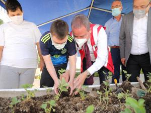 Başkan Böcek Özel Öğrencilerle Buluştu