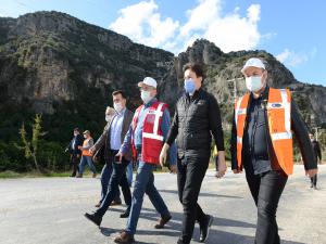 Büyükşehirden Demre Tarımına Önemli Katkı