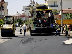 İki Komşu Mahalleye 8 Bin 500 Ton Asfalt