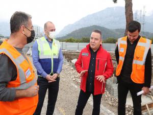 Kemer Otopark ve Pazar Yeri İnşaatını İnceledi