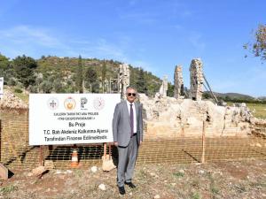 Patara Deniz Feneri Yeniden Ayağa Kalkiyor