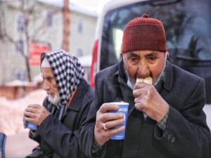 Zor Günler Geçiren Komşu Ispartaya Yardım Eli