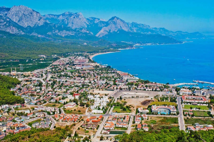 Kemer'deki konutlarda rekor artış