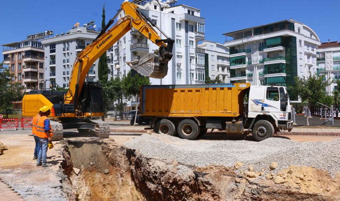 Konyaaltı bölgesinde yeni hat döşeniyor