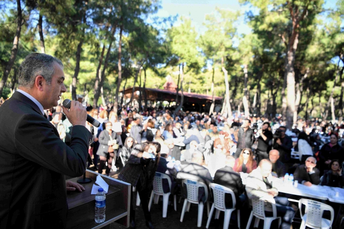 Konyaaltı Çandır Fasulyesi vatandaşla buluştu