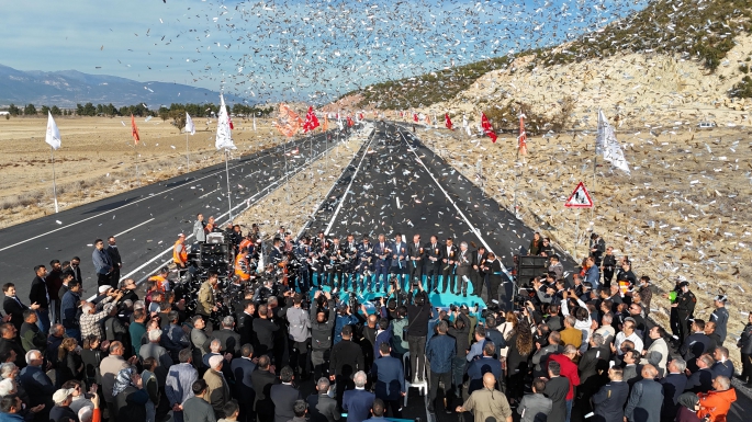 KORKUTELİ’NDE TARIMSAL ÜRETİMİN YOLU AÇIK