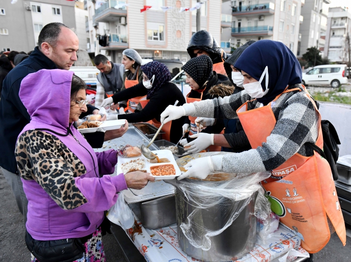 Muratpaşa iftarları devam ediyor