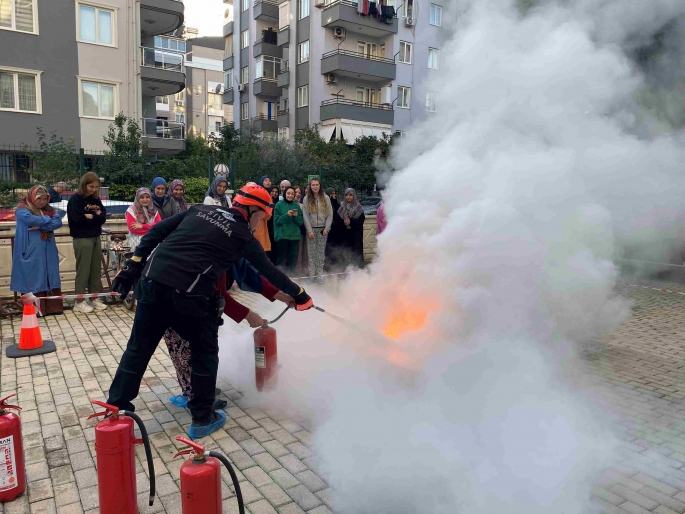 ÖĞRENCİ YURDUNDA YANGIN TATBİKATI 