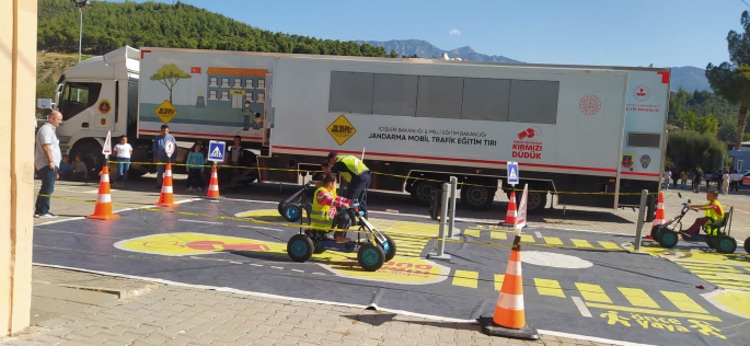 Öğrencilere Trafik Semineri verildi