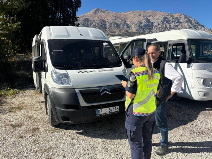 Okul servis araçları denetlendi