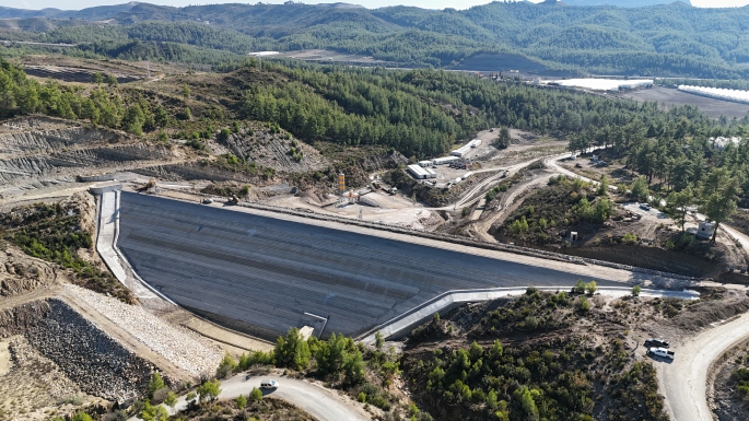 TOPSURLAR GÖLETİNDE GÖVDE DOLGUSU TAMAMLANDI