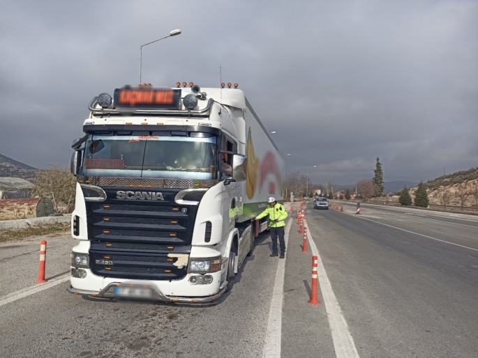 Trafik denetimleri sürüyor