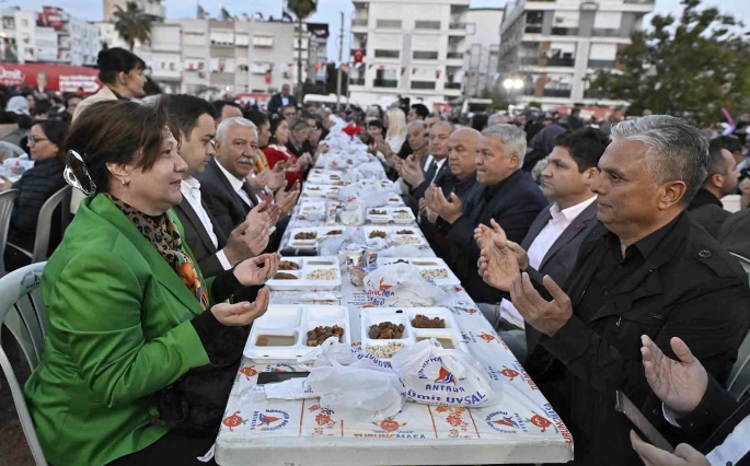 Uysal, ‘Bizde mış gibi hizmet yok’